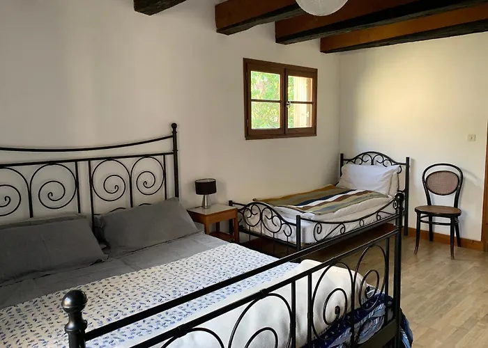 Spacious Apartment In A Charming, Tranquil Village