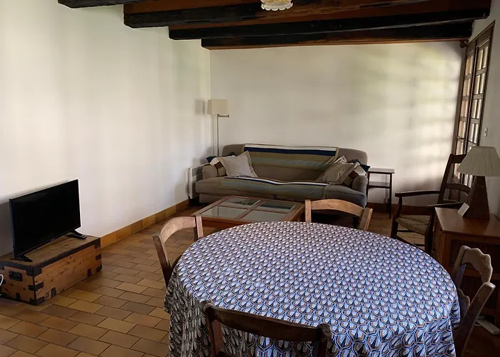 Spacious Apartment In A Charming, Tranquil Village